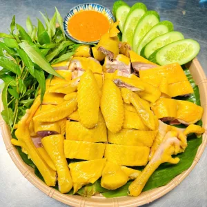 Gà ủ muối hoa tiêu nửa con